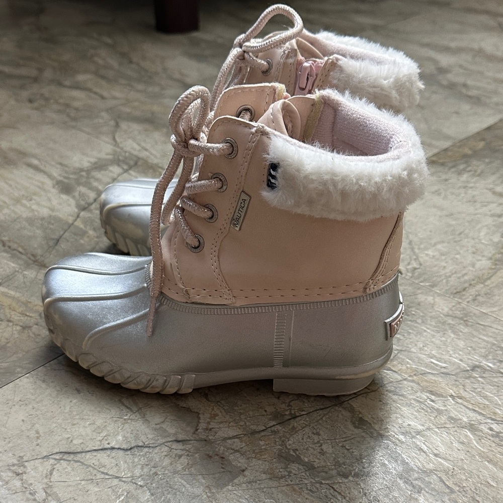 Kids Pink and Silver Nautica Duck Boots - Picture 3 of 8